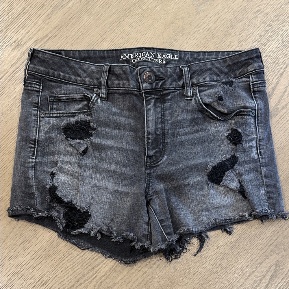 American Eagle Outfitters Gray Distressed Jean Shorts Size 14